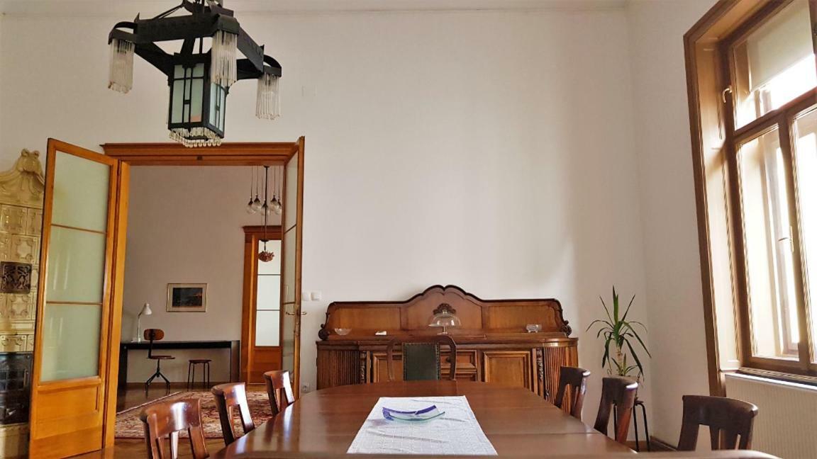 Luxury Apartment In The Heart Of Varazdin Bagian luar foto