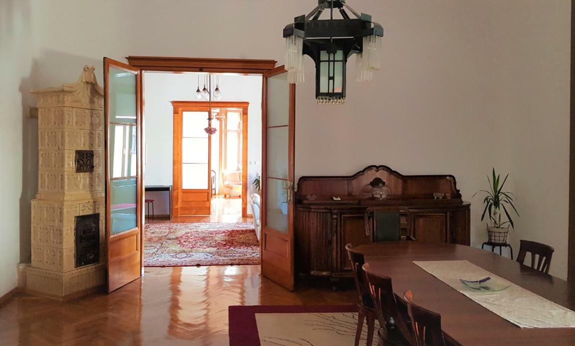 Luxury Apartment In The Heart Of Varazdin Bagian luar foto