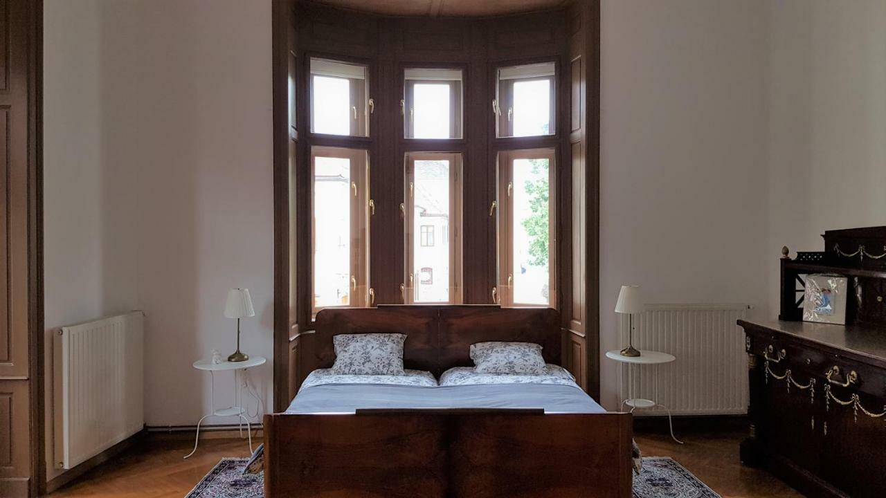 Luxury Apartment In The Heart Of Varazdin Bagian luar foto