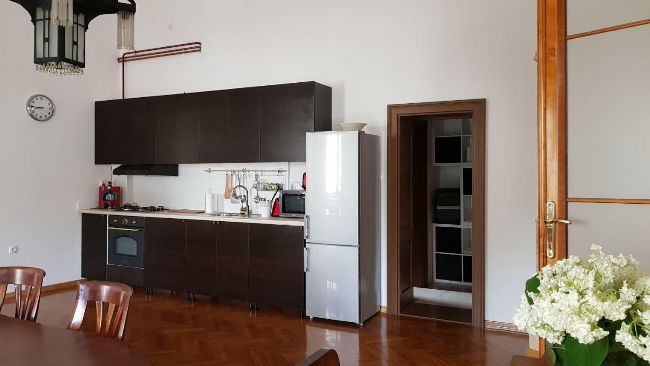 Luxury Apartment In The Heart Of Varazdin Bagian luar foto
